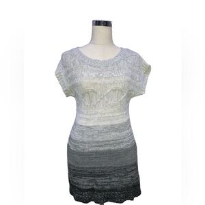 Lei Black to Gray Ombre Short Sleeve Knit Tunic Sweater